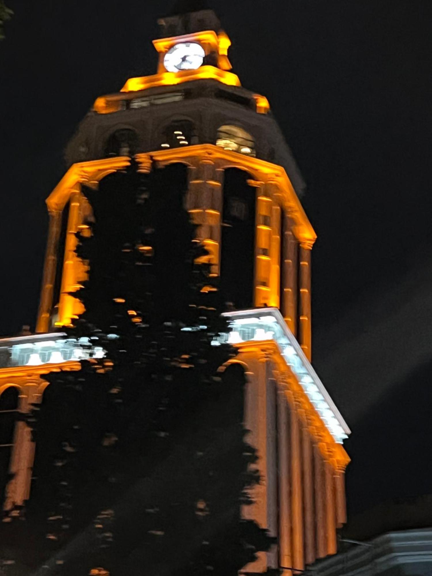 Hotel Paris Batumi Eksteriør bilde