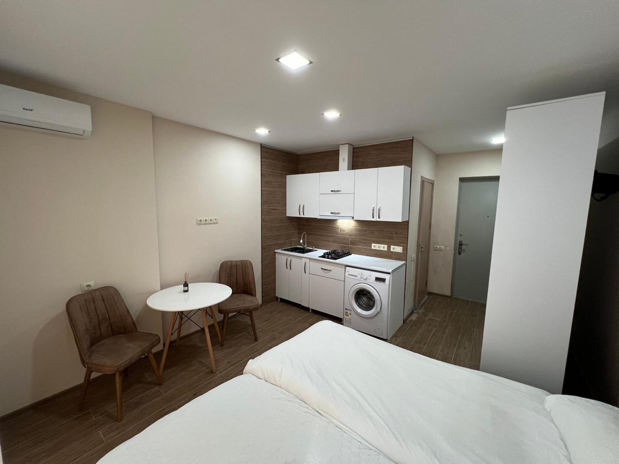 Hotel Paris Batumi Eksteriør bilde